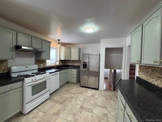 46 Midland Ave - Photo 4 of 23