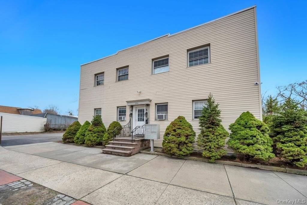 1550 Montauk Hwy Apt 1b - Photo 4 of 21