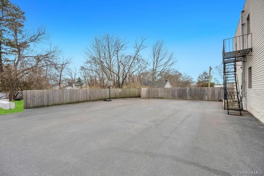 1550 Montauk Hwy Apt 1b - Photo 5 of 21