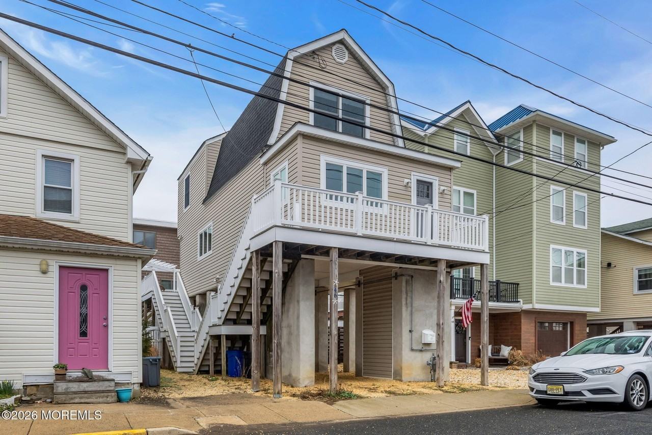 46 Barberie Avenue - Photo 2 of 31