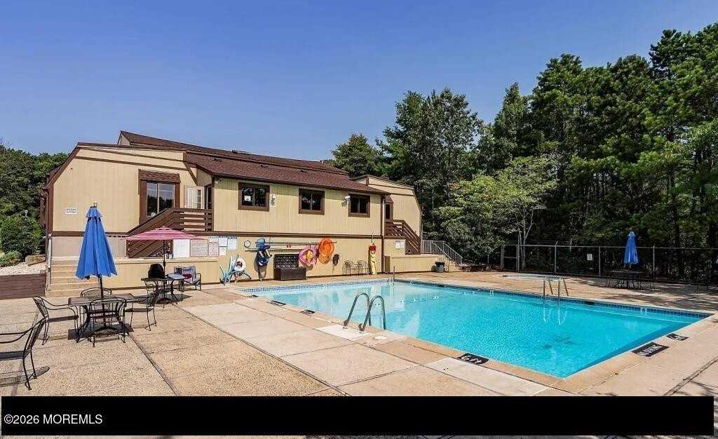 1 Max Pl - Photo 5 of 15