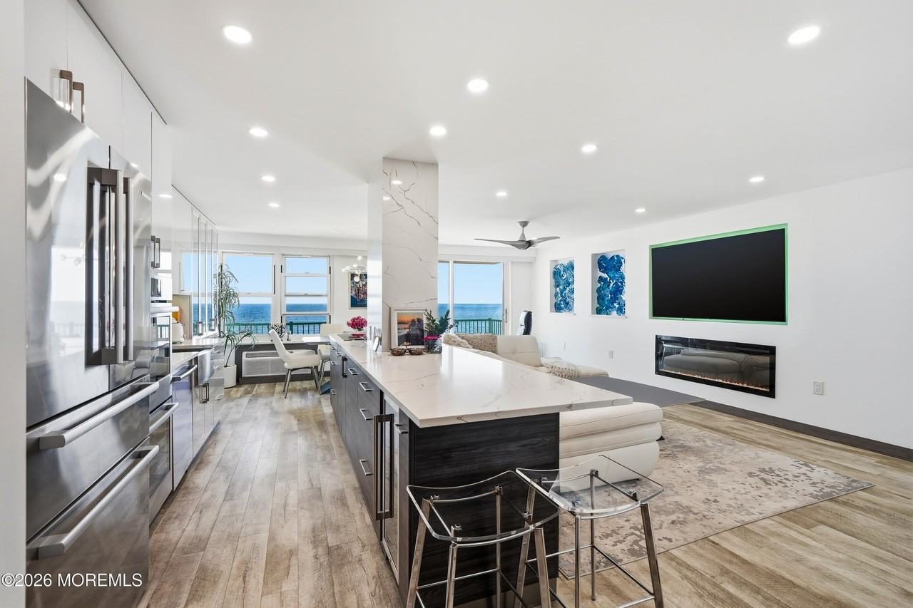 480 Ocean Ave N #9H - Photo 5 of 50