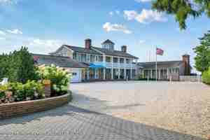 featured image of 127 Curtis Point Dr