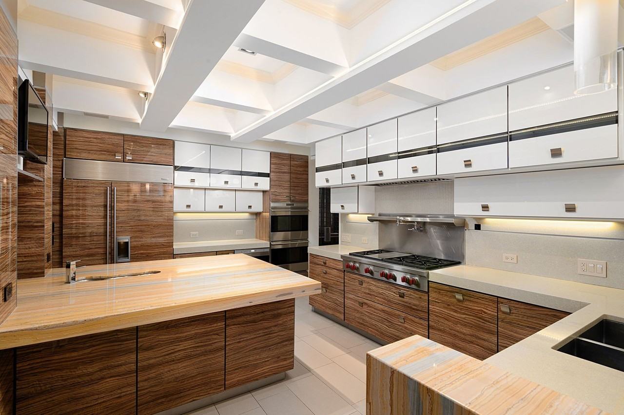 1347 N State Pkwy Unit 1 - Photo 7 of 27