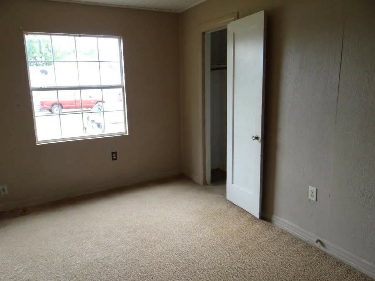 402 N A St #1 - Photo 5 of 8