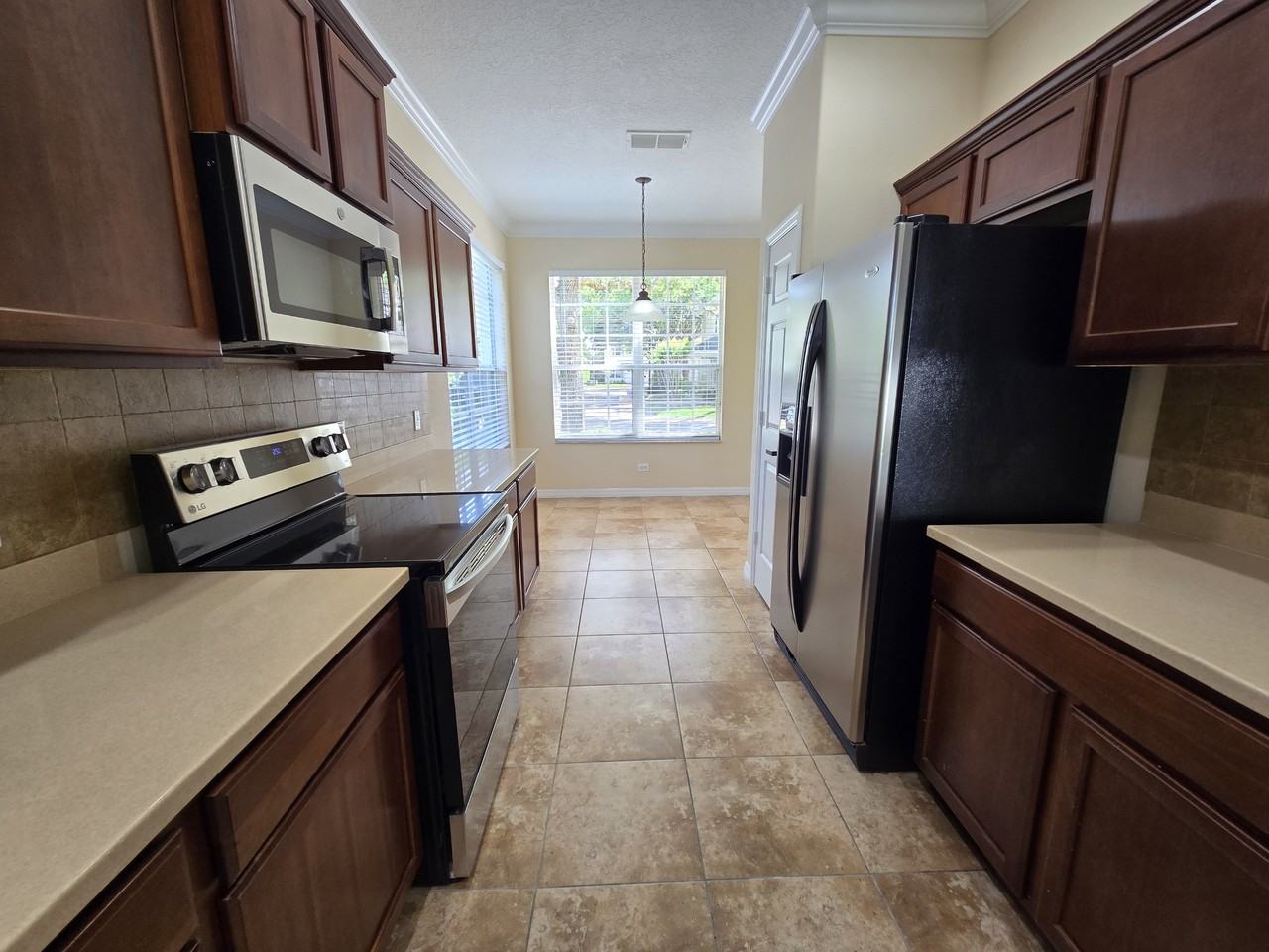 3521 Sanctuary Dr #1 - Photo 7 of 24