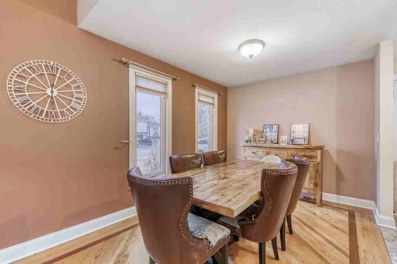 7642 W 92nd Pl - Photo 4 of 11