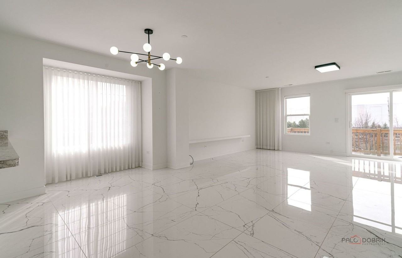 667 Hickory St - Photo 7 of 23