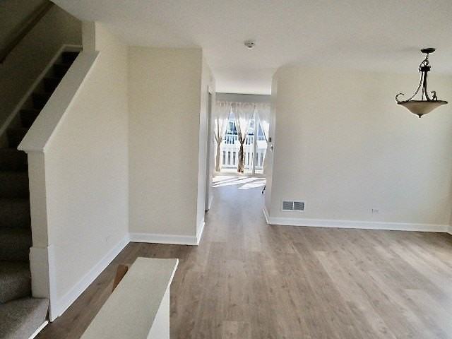 2667 Woodmere Dr Unit 2667 - Photo 3 of 25