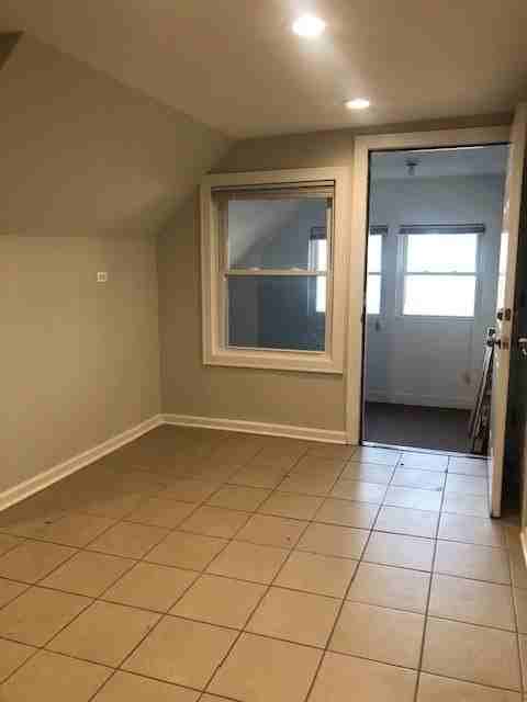 3942 N Bernard St Unit 2 - Photo 5 of 14