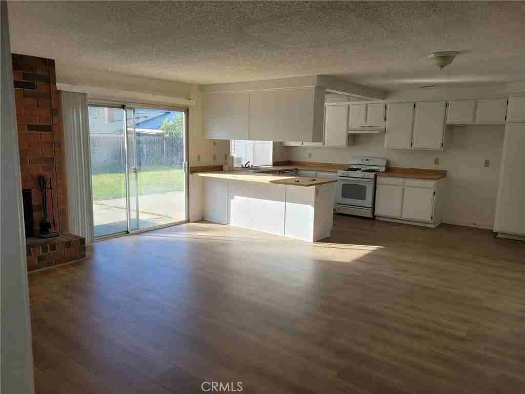 11256 Coolwater Dr - Photo 4 of 5