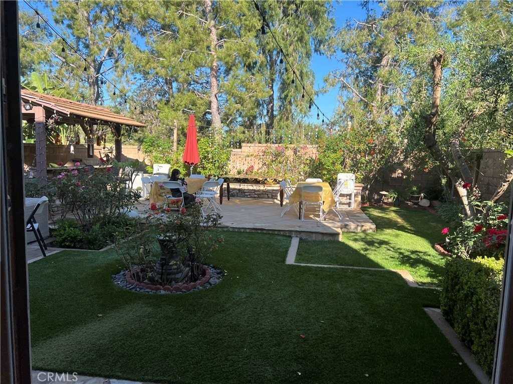 27 Tree Clover - Photo 4 of 35