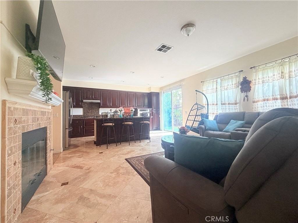 57 Freeman Ln - Photo 4 of 35