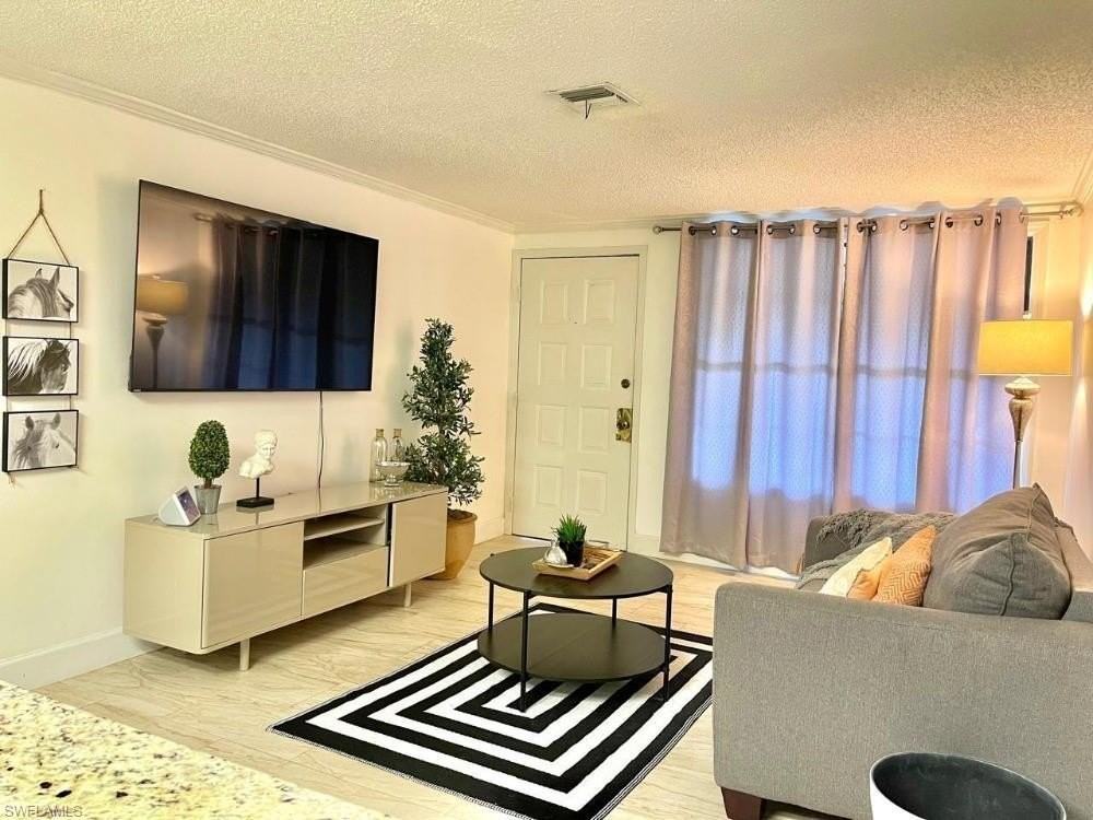 5385 Treetops Dr Unit I - Photo 3 of 12