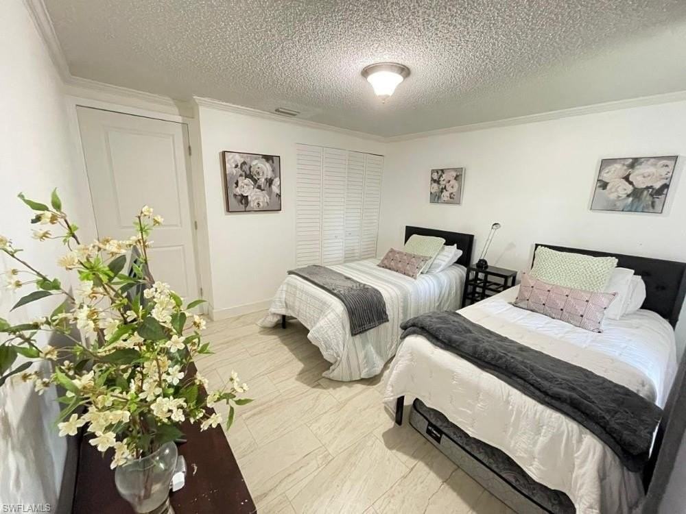 5385 Treetops Dr Unit I - Photo 4 of 12