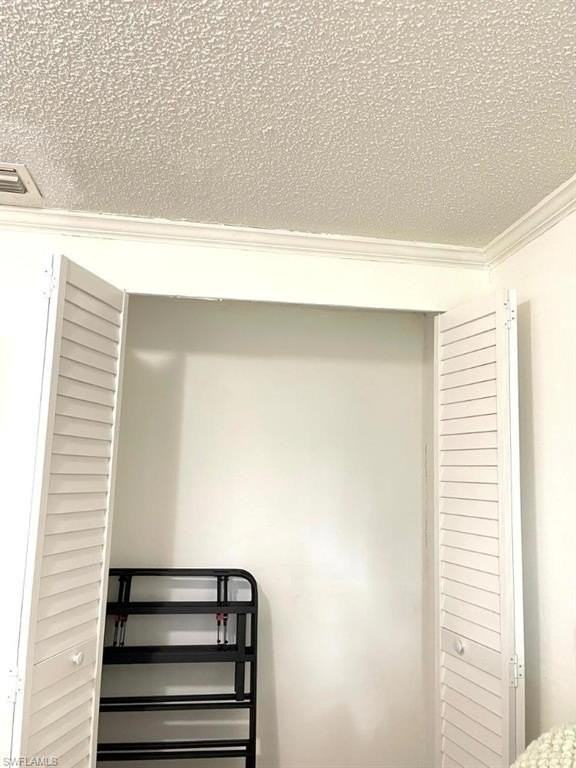 5385 Treetops Dr Unit I - Photo 6 of 12