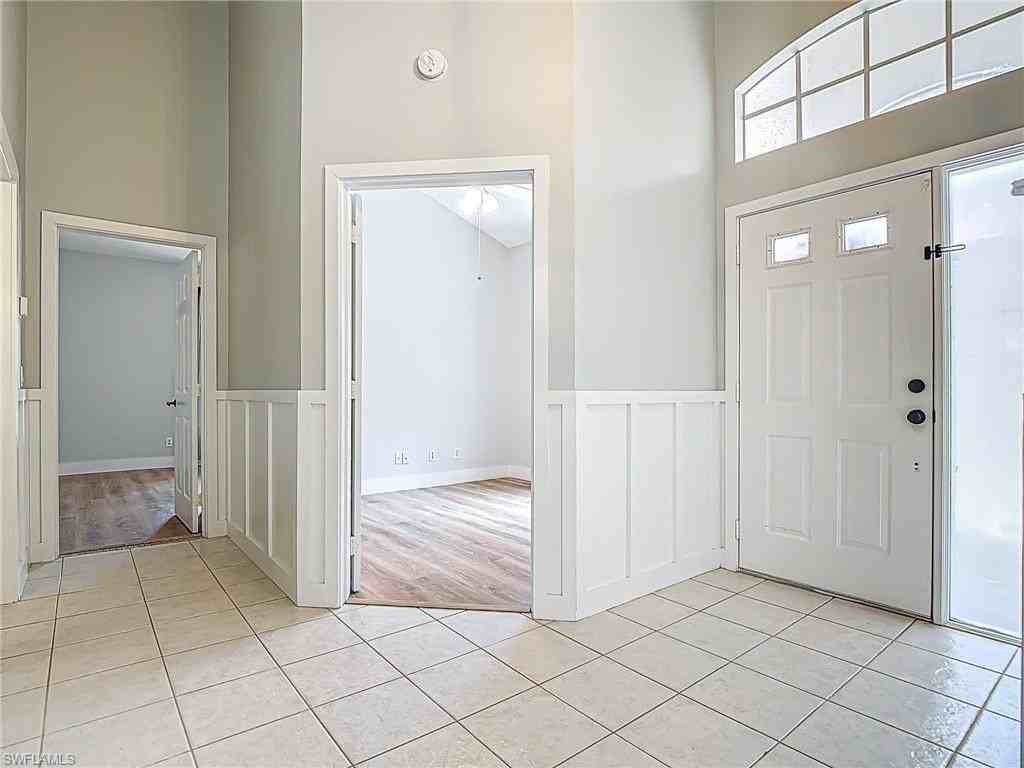 351 Pindo Palm Dr - Photo 5 of 43