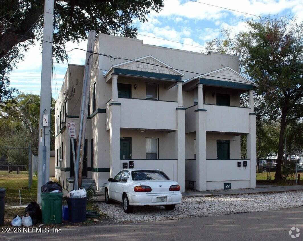 2514 Walnut St #2516