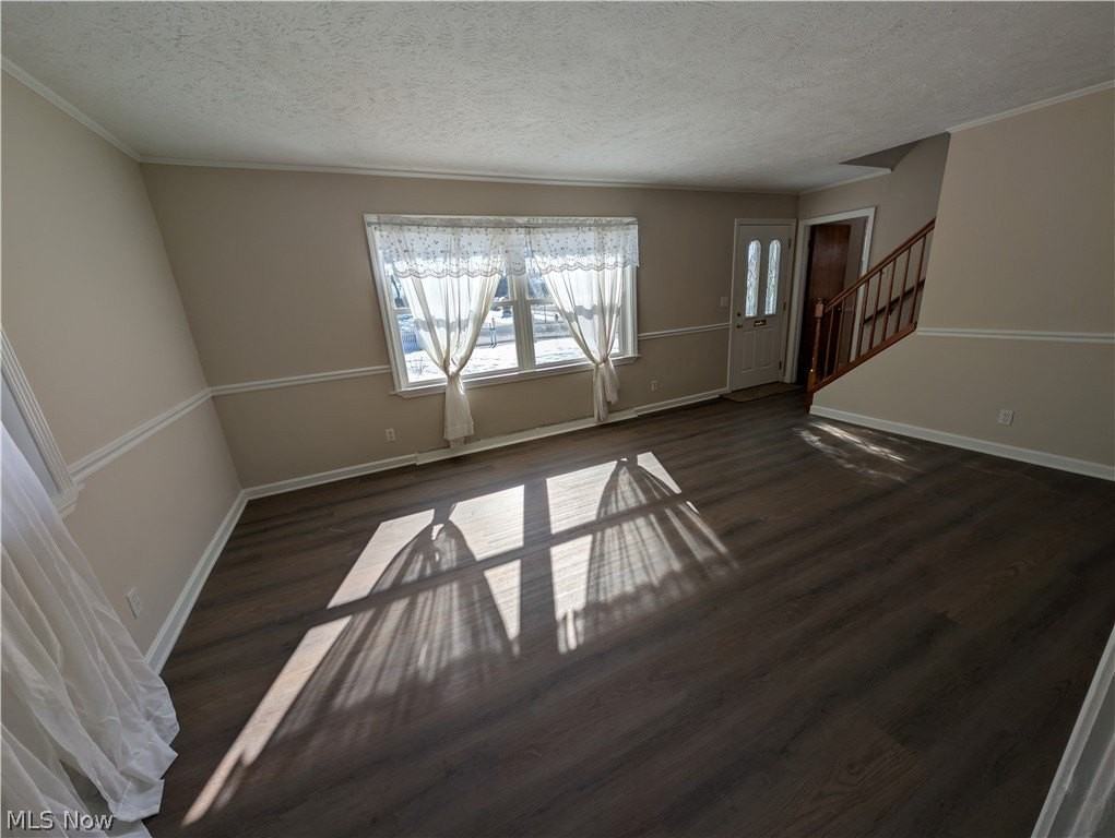 703 Avondale St - Photo 7 of 45