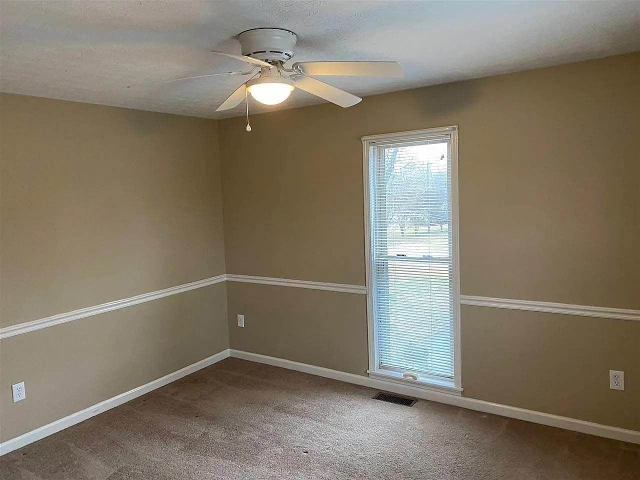 1207 Smallhouse Rd - Photo 5 of 10