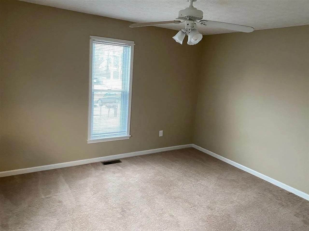 1207 Smallhouse Rd - Photo 6 of 10