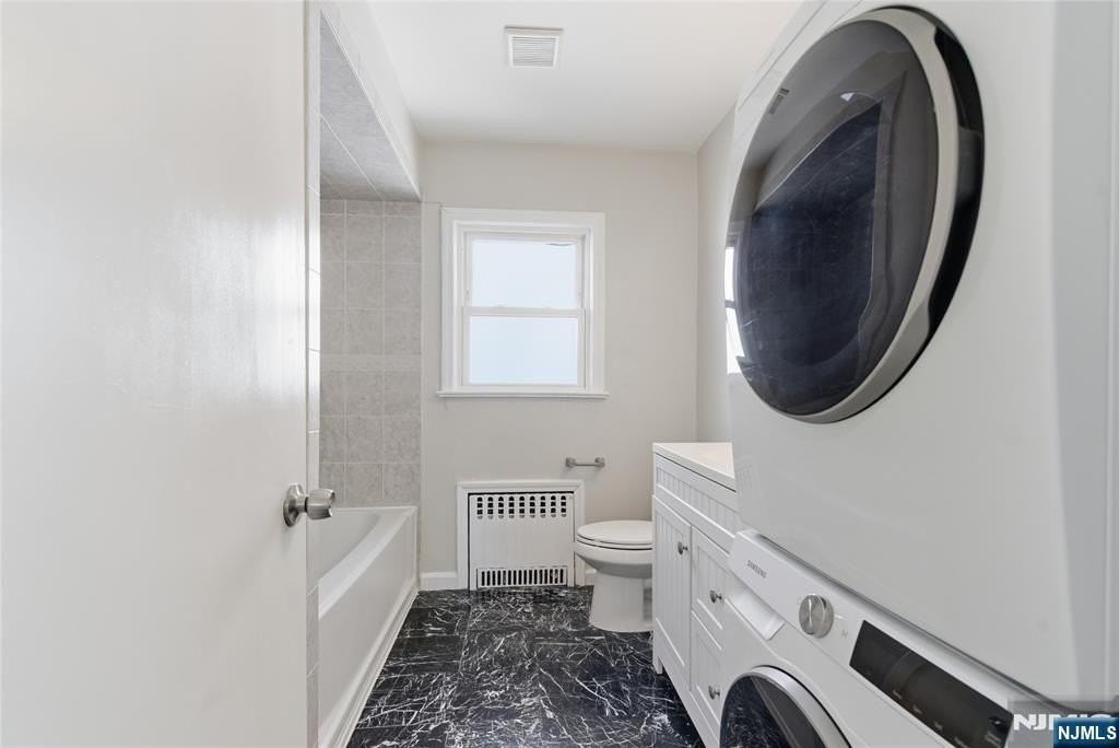 210 Chestnut St - Photo 4 of 14