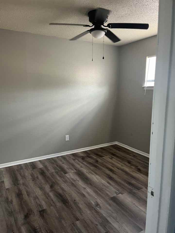 2140 Merriman St #216 - Photo 7 of 18