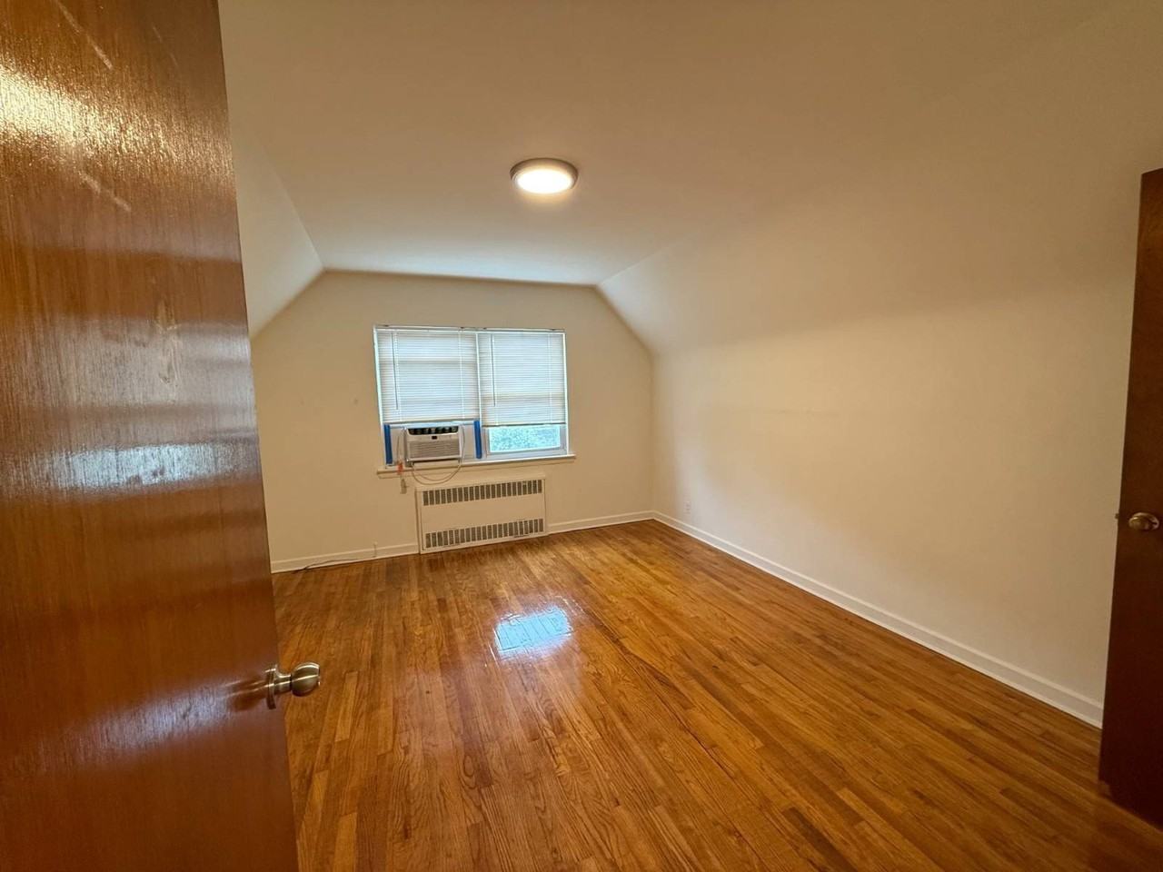 20316 42nd Ave #2ndFL - Photo 3 of 11