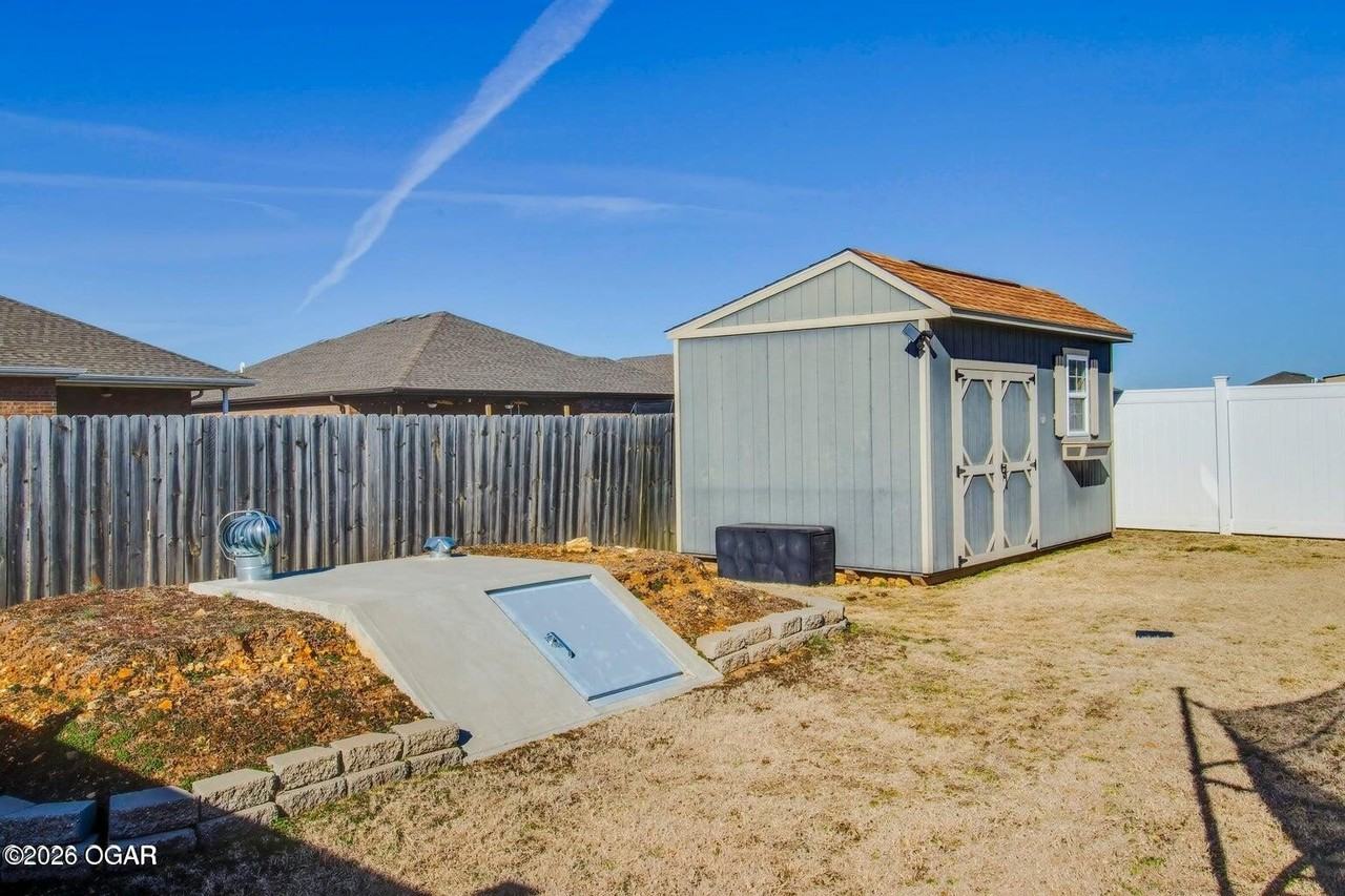 3314 Claire Danielle - Photo 2 of 6