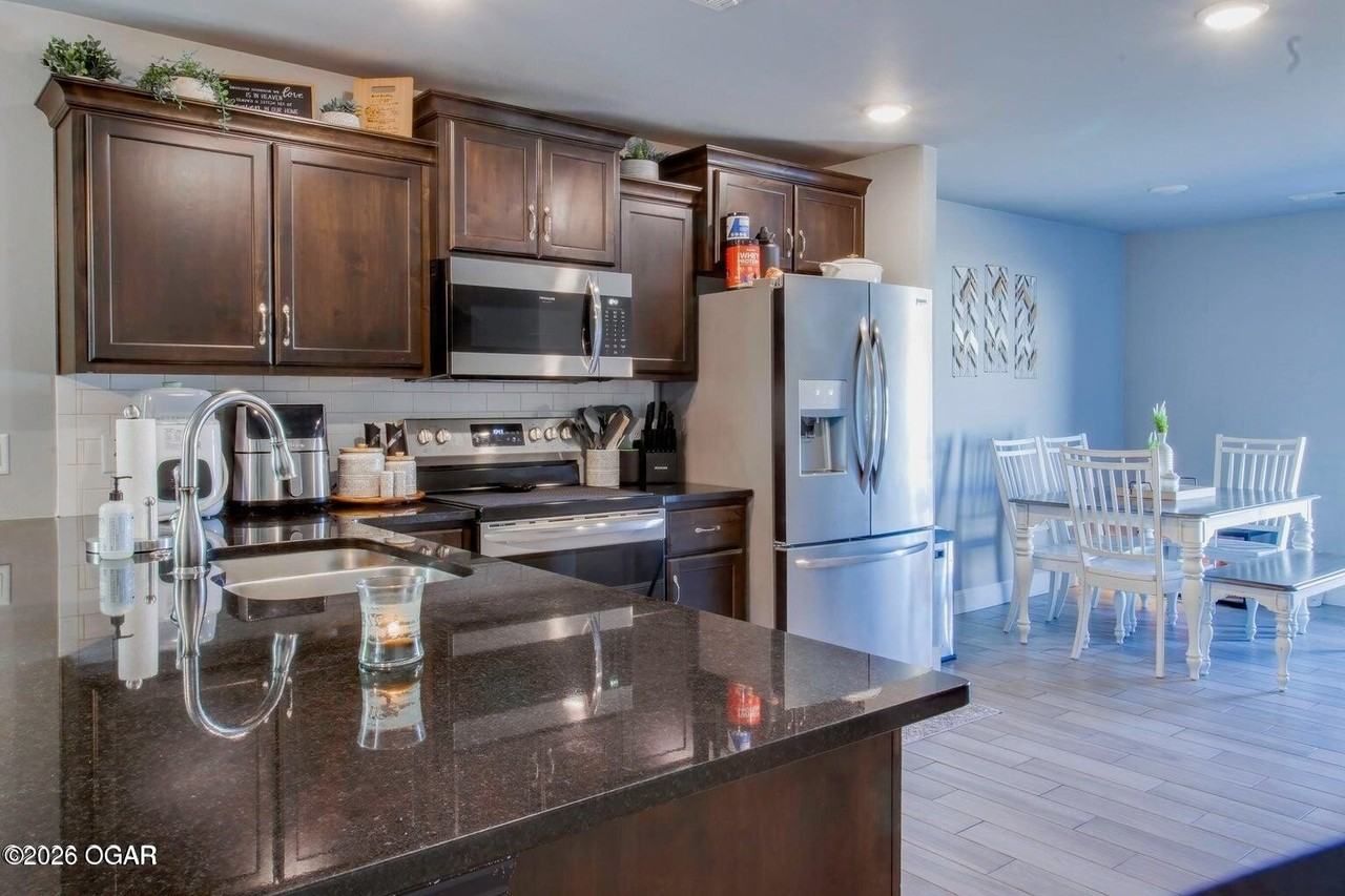 3314 Claire Danielle - Photo 4 of 6