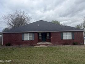 802 Briarbrook Dr - Photo 1 of 1