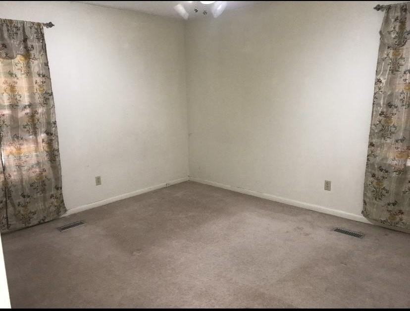 803 University Ave - Photo 2 of 8