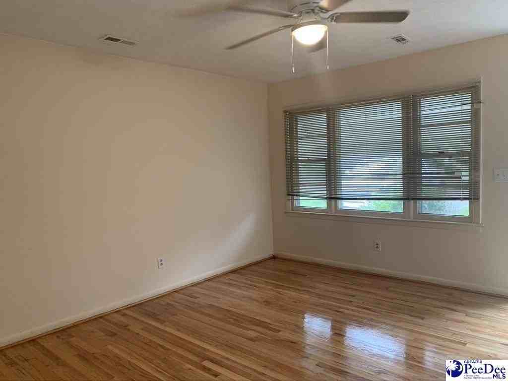 1108 Elmgrove Ave - Photo 2 of 9