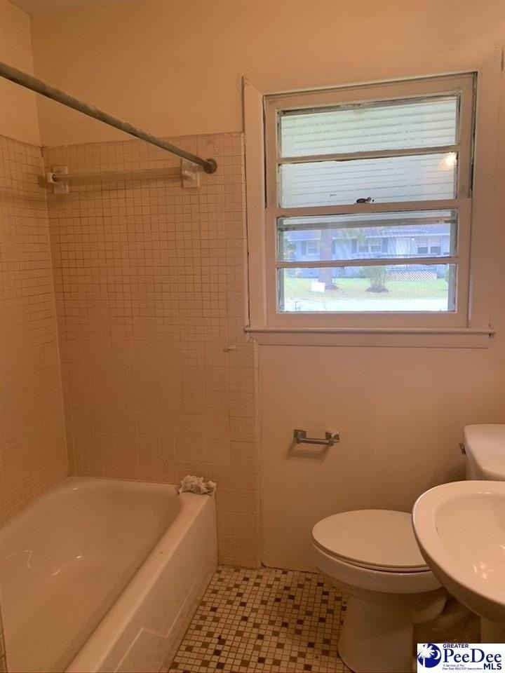 1108 Elmgrove Ave - Photo 6 of 9