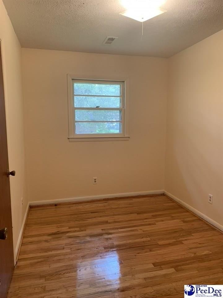 1108 Elmgrove Ave - Photo 7 of 9