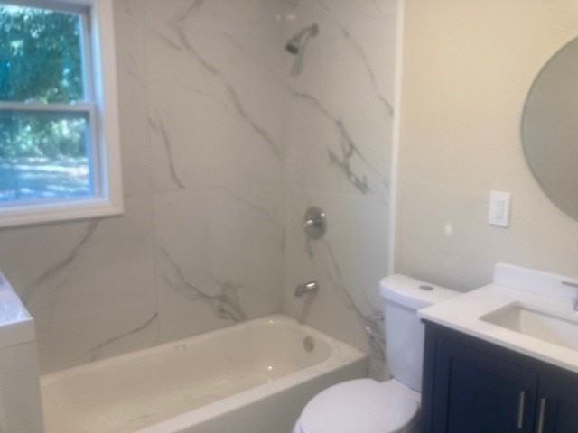 248 27th Ave Sw - Photo 5 of 6