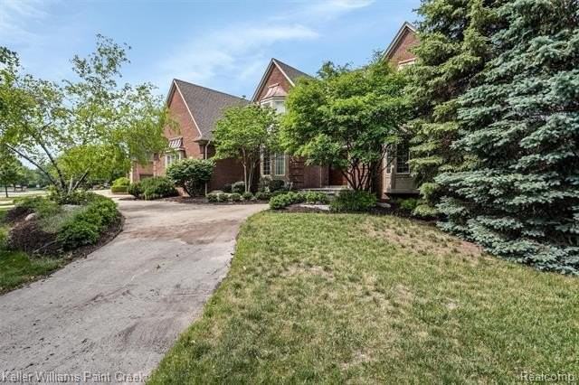 3122 Hedgewood Ln - Photo 3 of 45