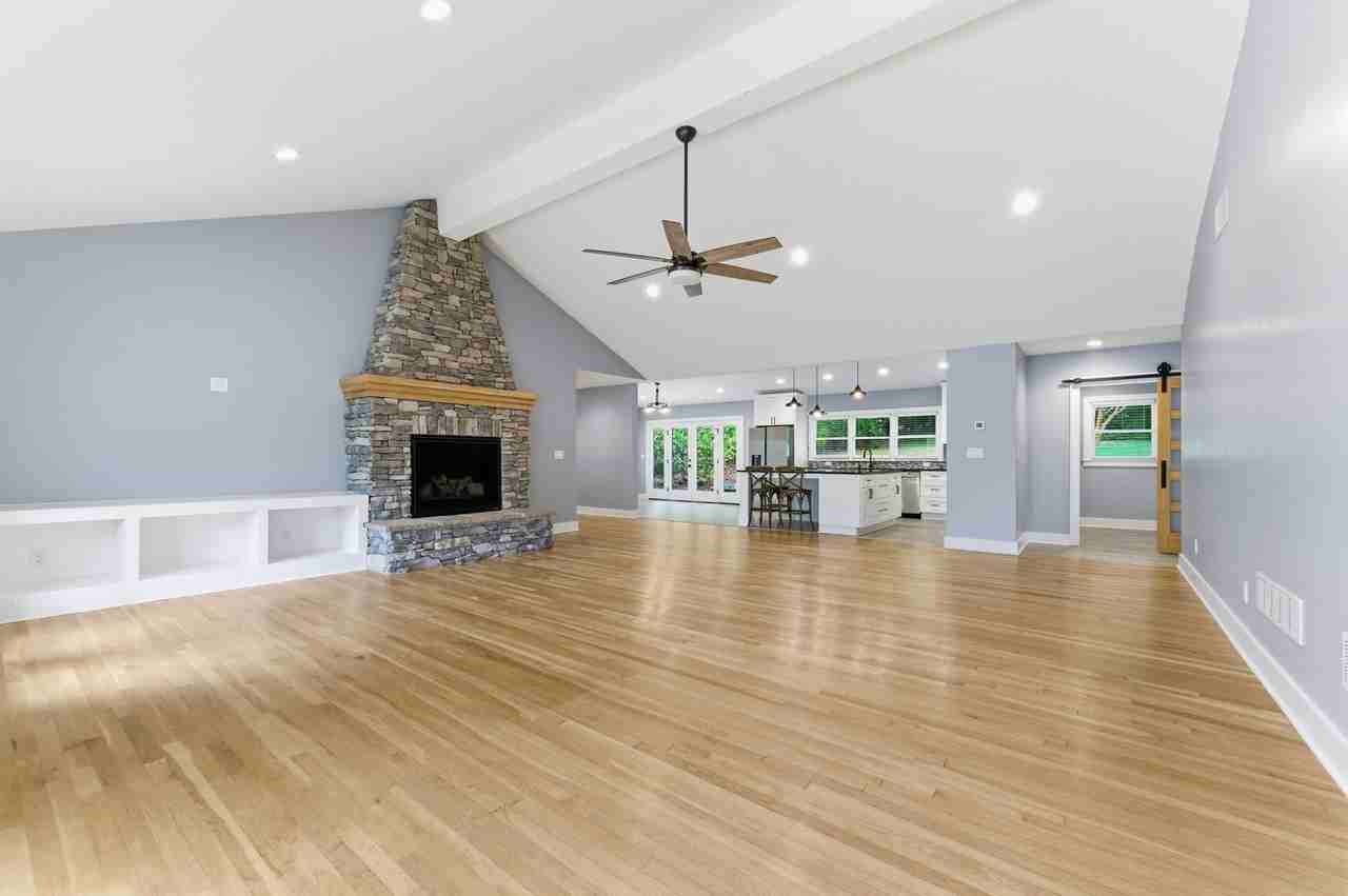 103 Berkeley Rd #1 - Photo 5 of 33