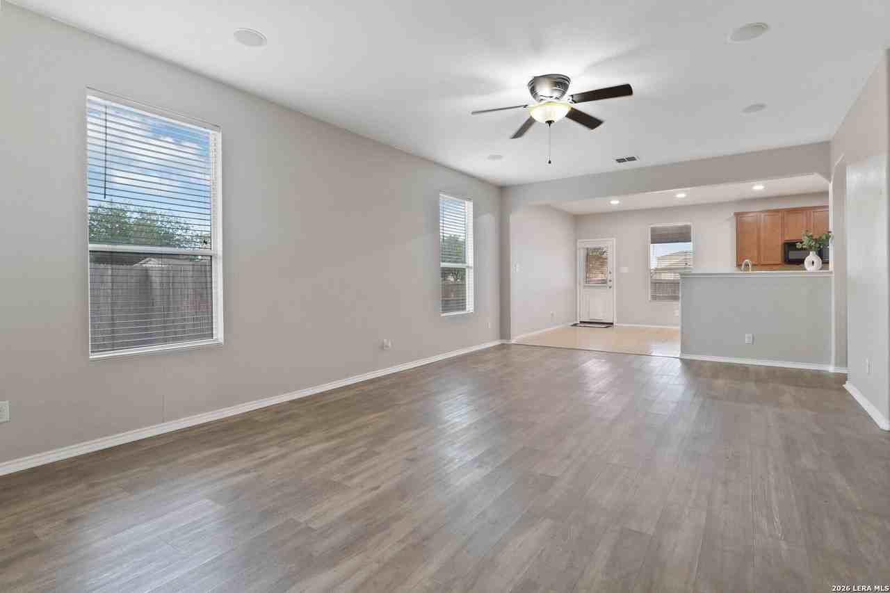 3637 Double Diamond - Photo 2 of 23