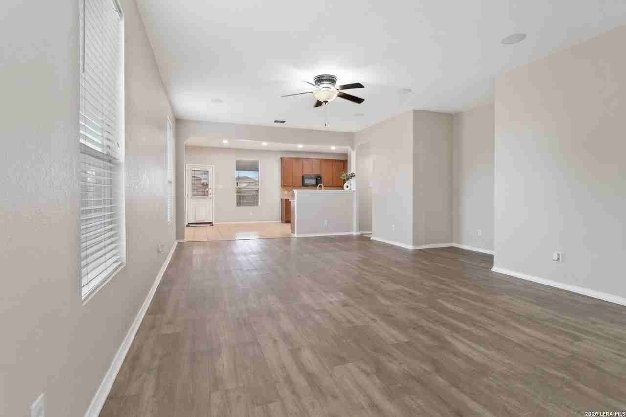 3637 Double Diamond - Photo 3 of 23