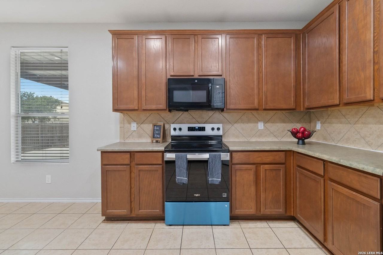 3637 Double Diamond - Photo 7 of 23