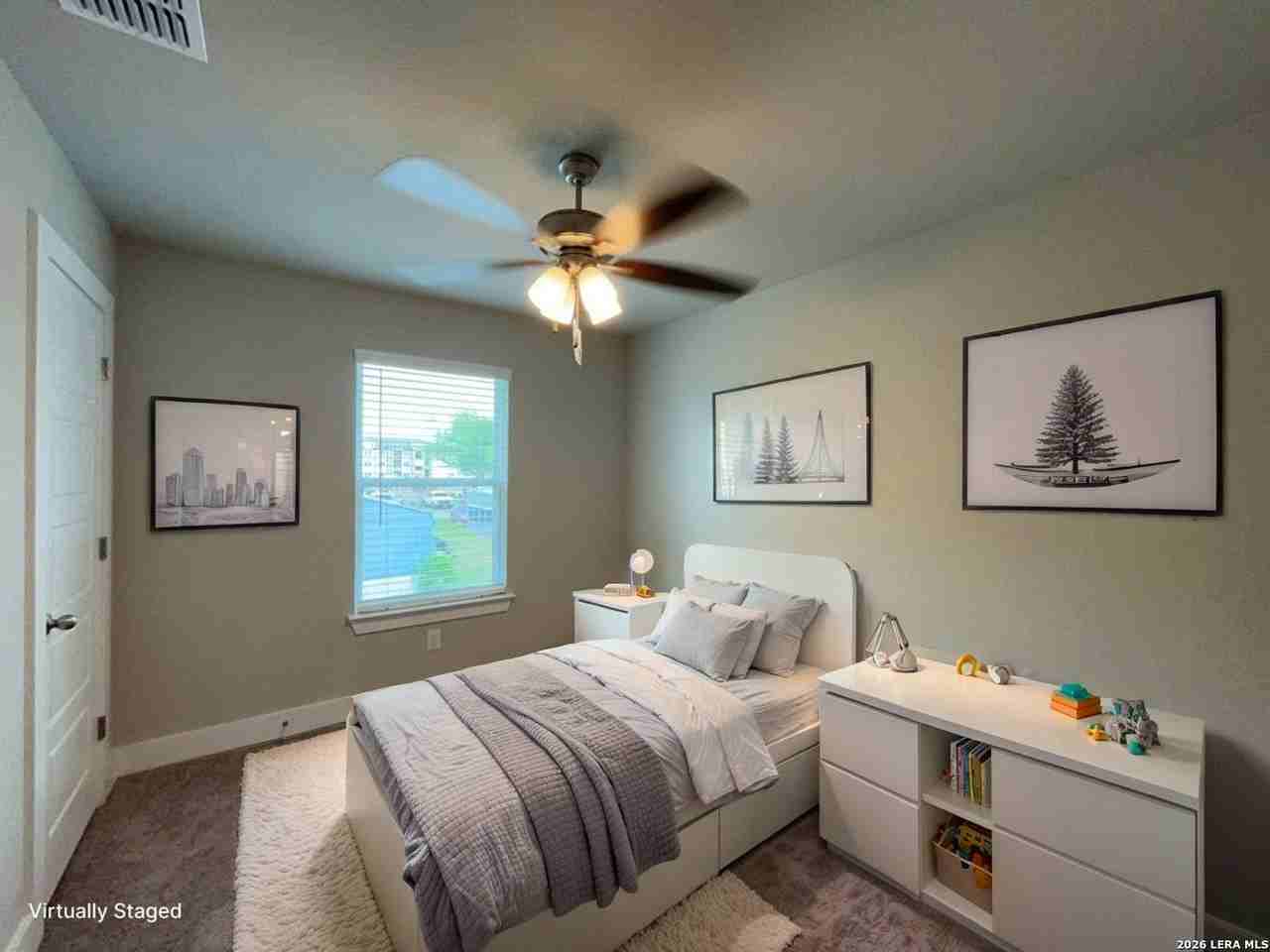 324 Mar Hill St - Photo 5 of 39