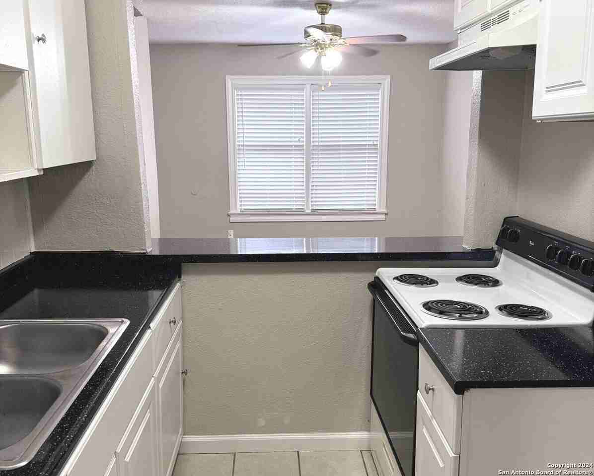 217 Natalen Ave #8 - Photo 6 of 13