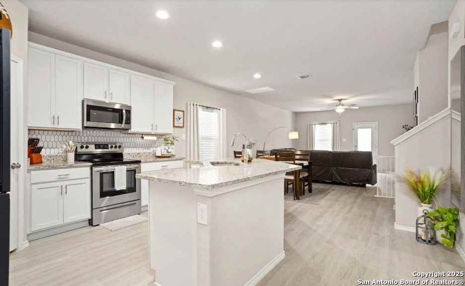 13031 Heathers Sun - Photo 3 of 31