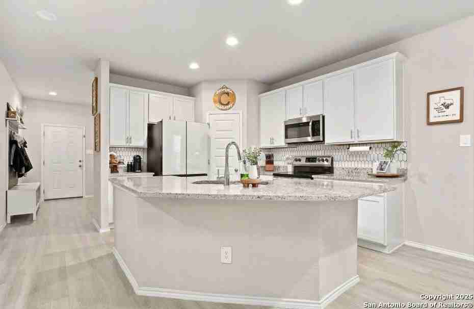 13031 Heathers Sun - Photo 4 of 31