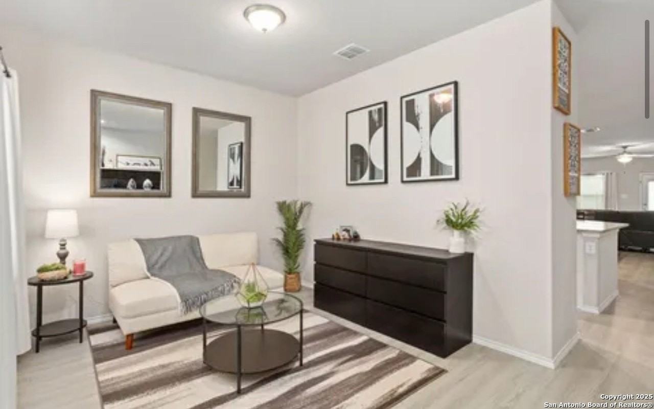 13031 Heathers Sun - Photo 5 of 31