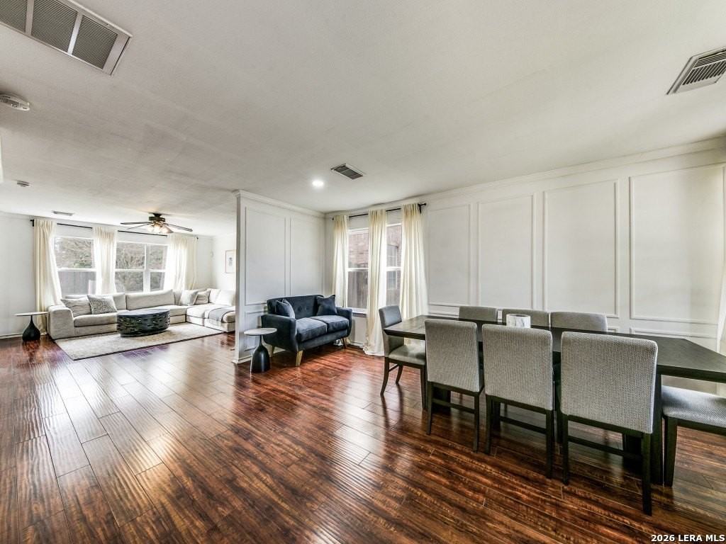 6606 Crestwood Ct - Photo 3 of 12