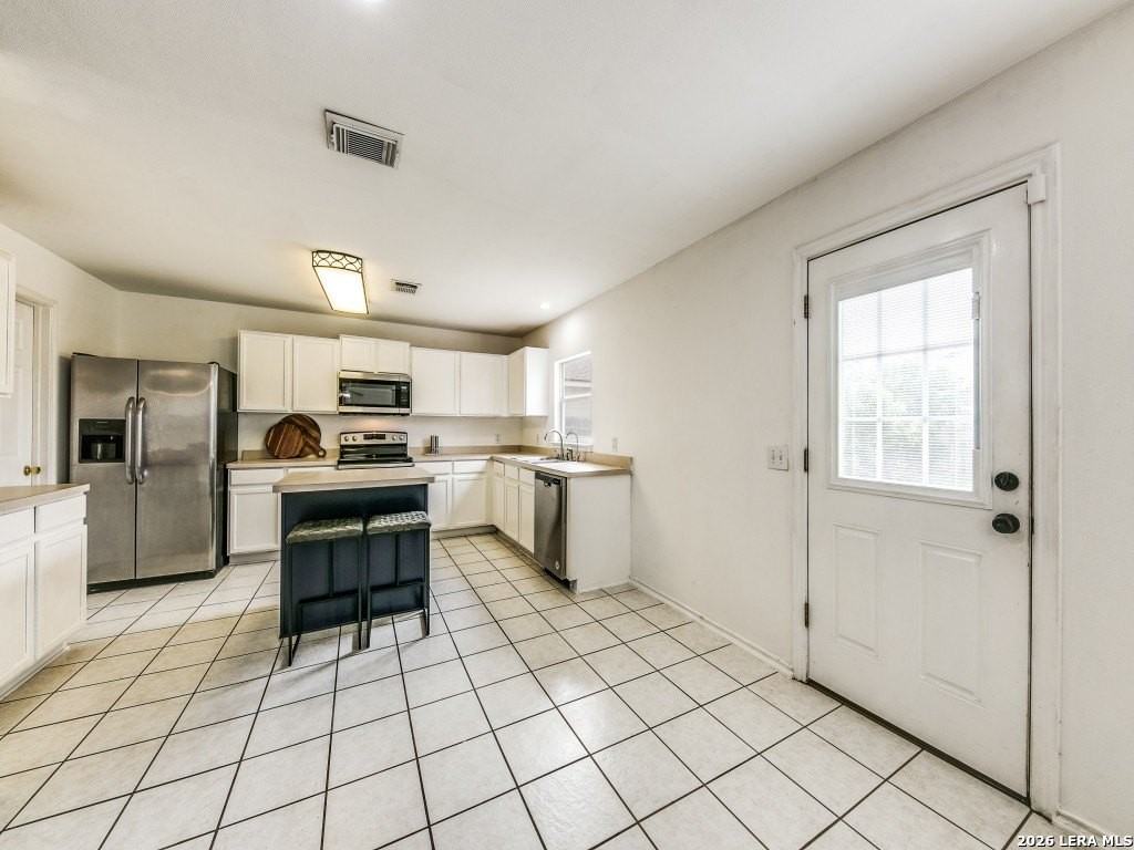 6606 Crestwood Ct - Photo 5 of 12