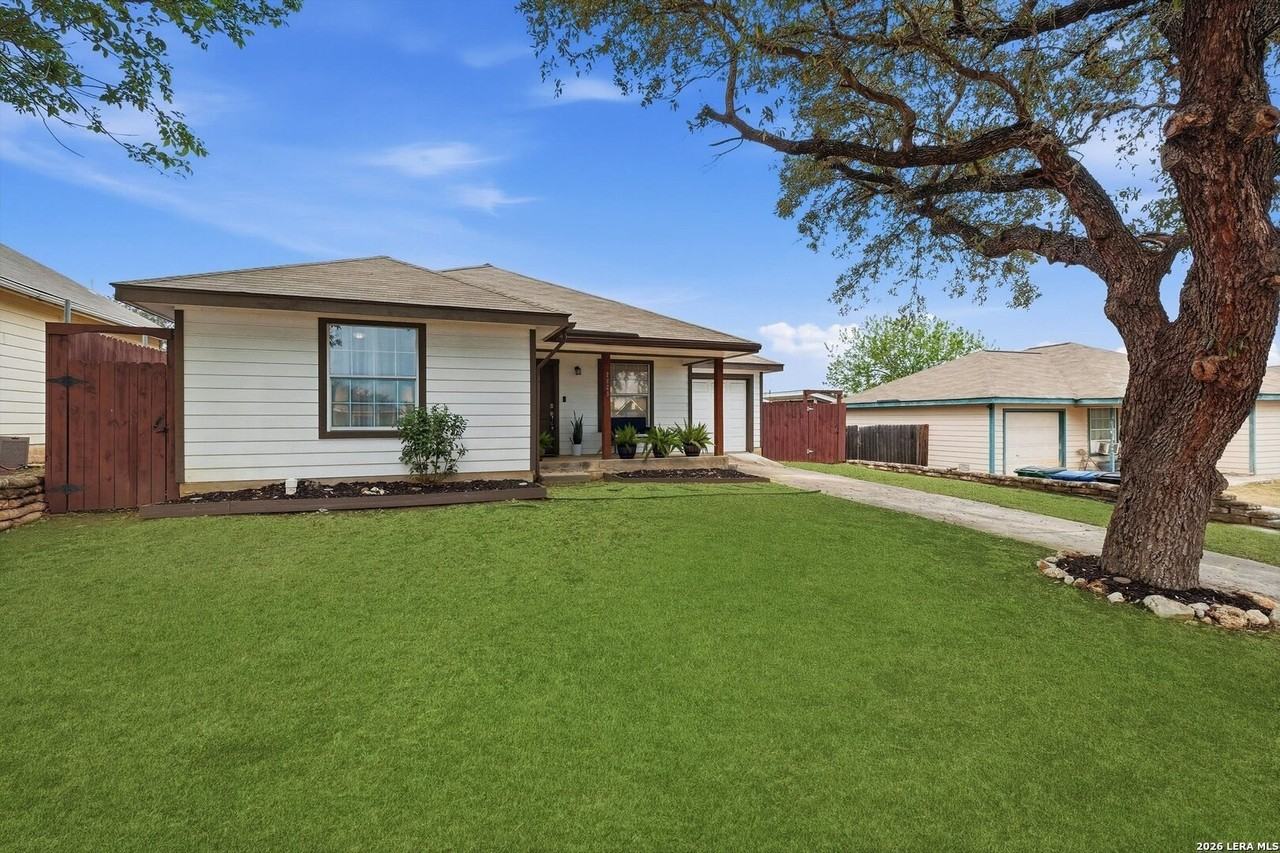 2829 Wyoming St - Photo 3 of 26