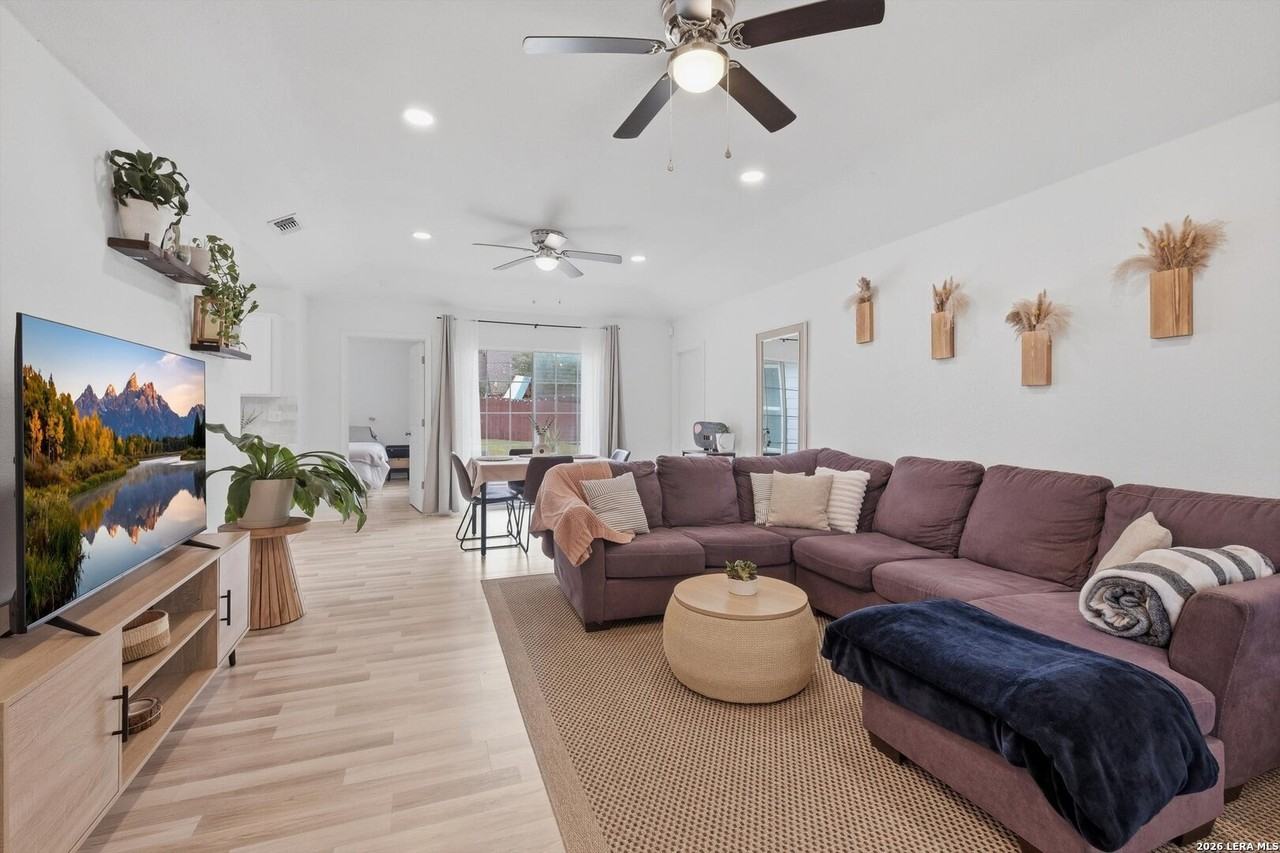 2829 Wyoming St - Photo 5 of 26